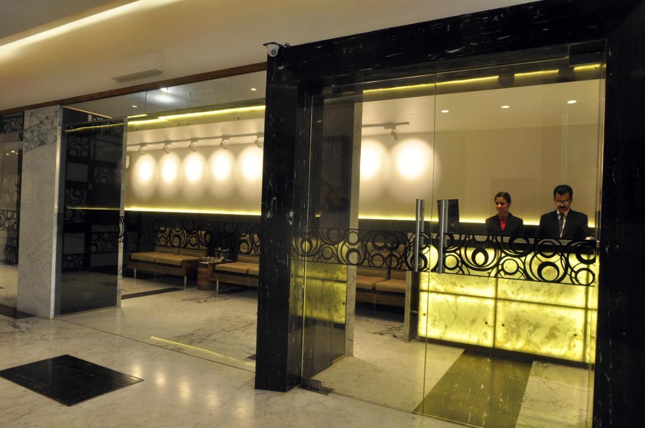 Hotel Diplomat, Colaba Mumbai Exterior photo